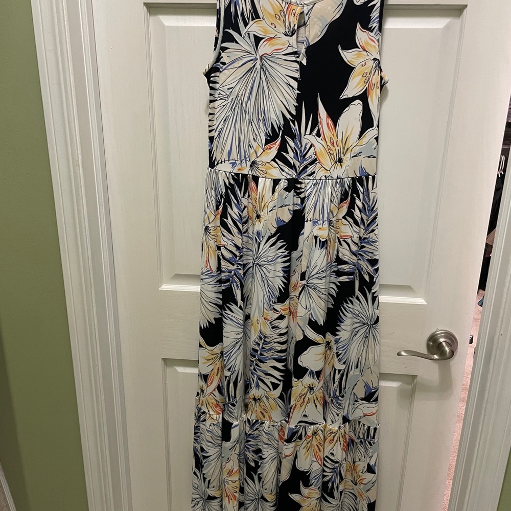 Chico's Black and White Sleeveless Maxi Sundress Size 00